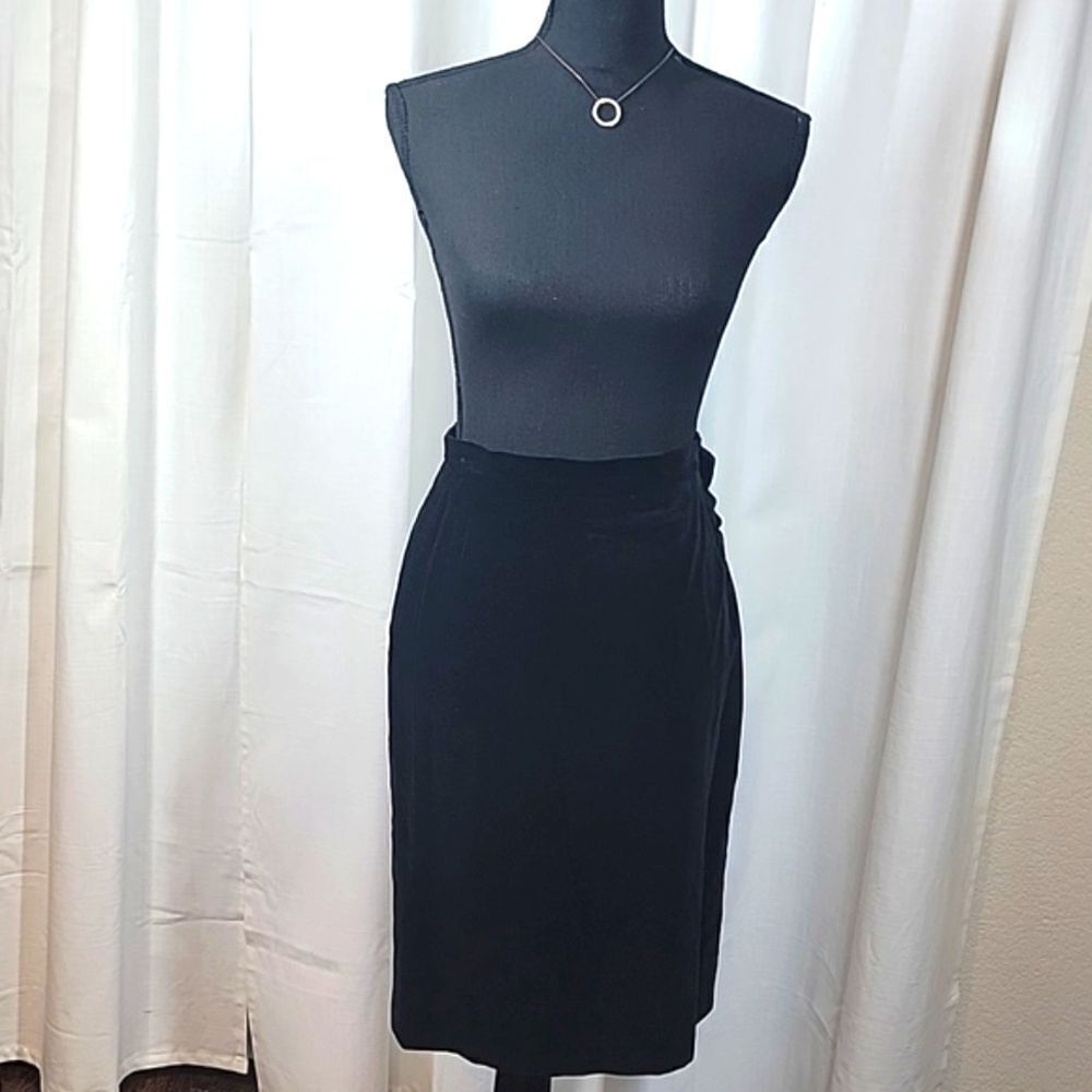 ESCADA by Magaretha Ley Vintage Black Velvet Pencil Skirt - Picture 4 of 15